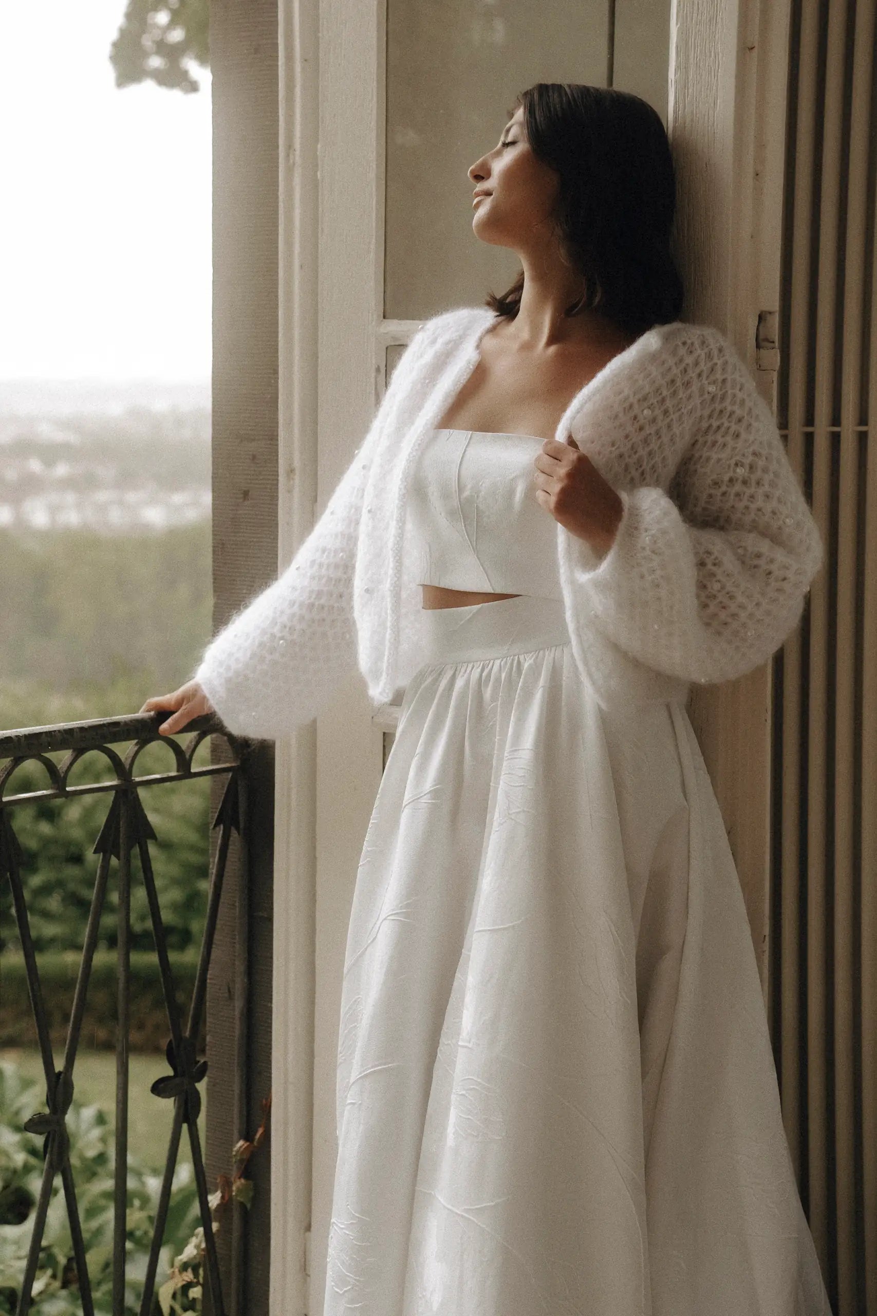 Taillenlange Brautstrickjacke 